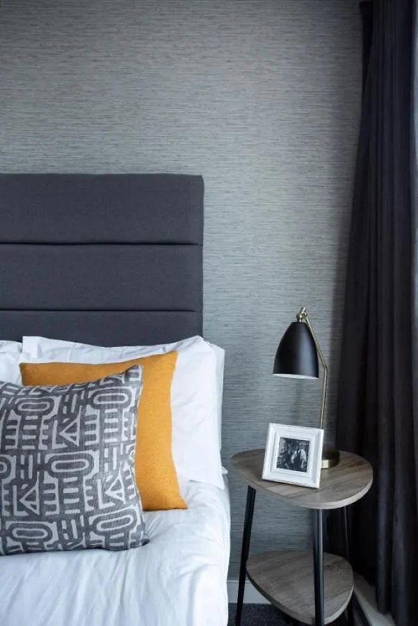 Apartament Best City Views, Sleeps 6, Fabulous Interiors Belfast 0*,